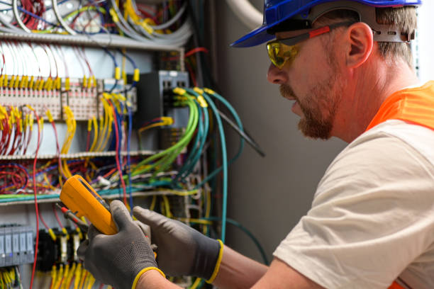 Best Emergency Electrical Repair  in Snellville, GA